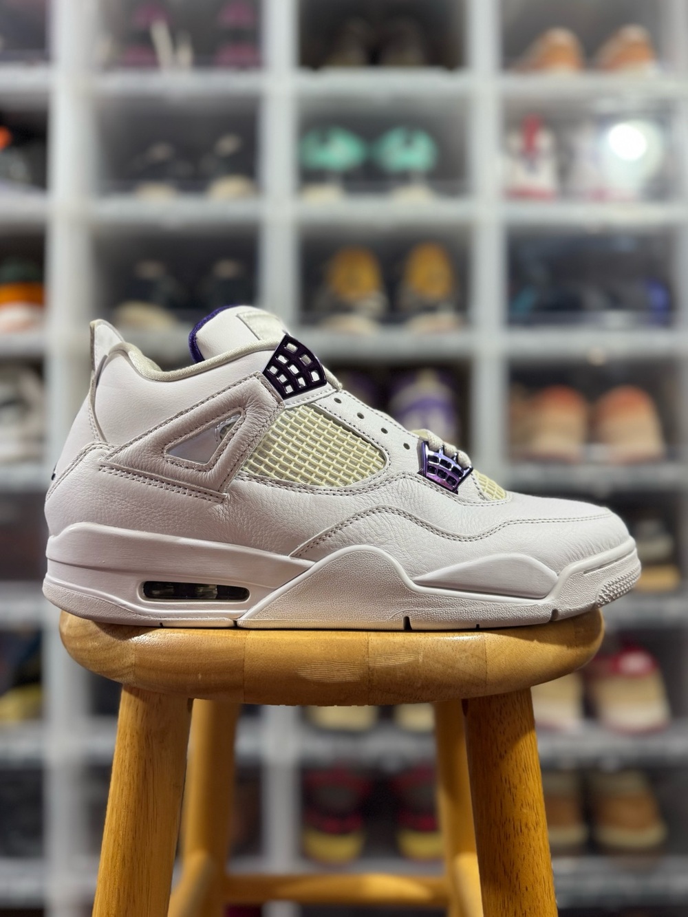 Air Jordan 4 Retro ‘Purple Mettalic’